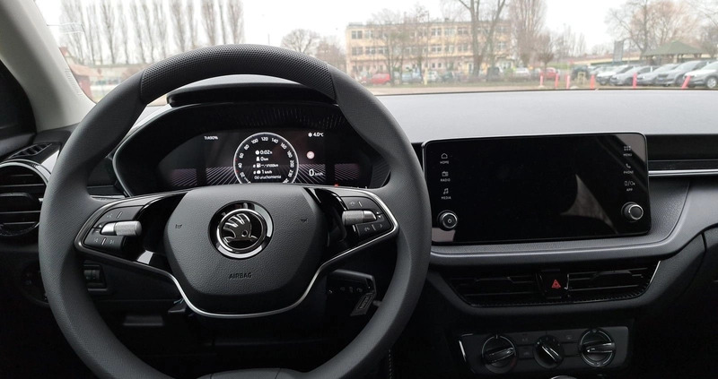 Skoda Fabia cena 80650 przebieg: 1, rok produkcji 2024 z Szczecin małe 781
